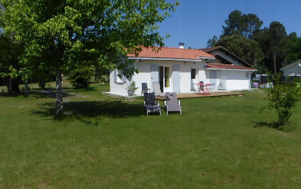 Les Rouges Gorges Bed & Breakfast Lugos Exterior photo